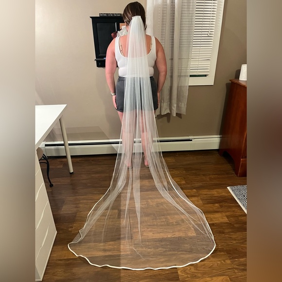 Accessories - Satin Ribbon Bridal Veil